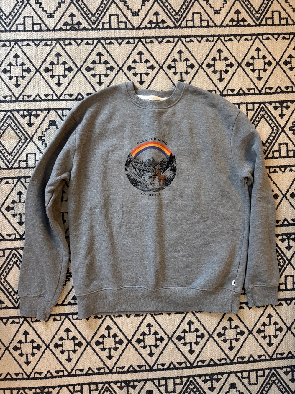 Men’s Cotopaxi Gray Crewneck Sweatshirt with Mountain Graphic & Shoulder Detail